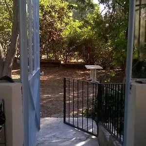 Maison De Lumineuse Avec Jardin Gardanne